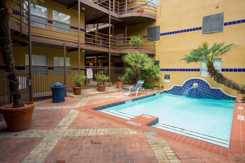 Residences at The Railyards - Downtown Austin - Général