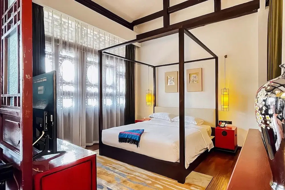 Comfort Double Suite with garden view (full double bed)