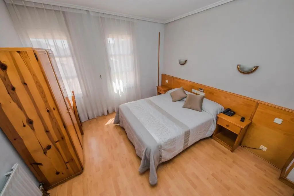 Standard Double room (full double bed)