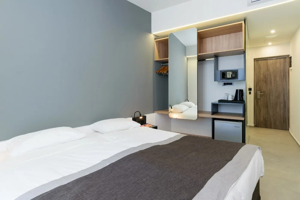 Standard room with balcony and with mountain view