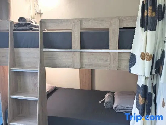 Bed in Dorm