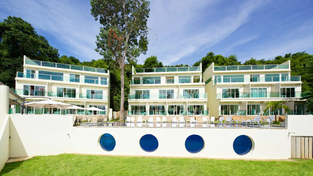 Beach & Waterfront