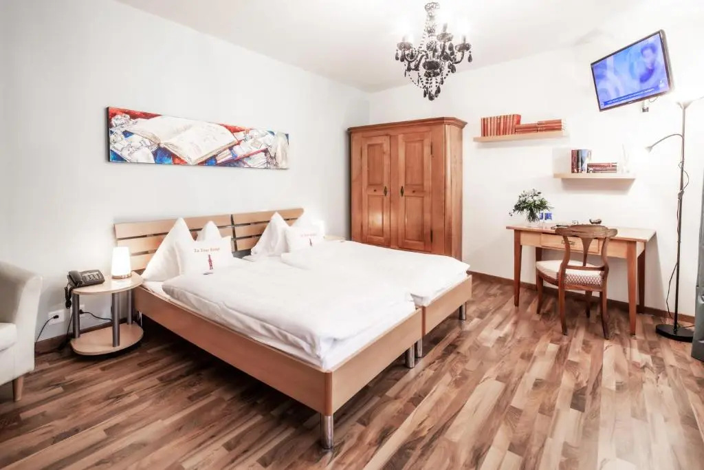 Hotel Roter Turm - Chambres