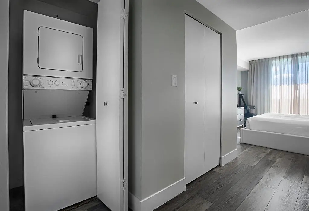 Mutiny Park by SoFLA Vacations - Chambres