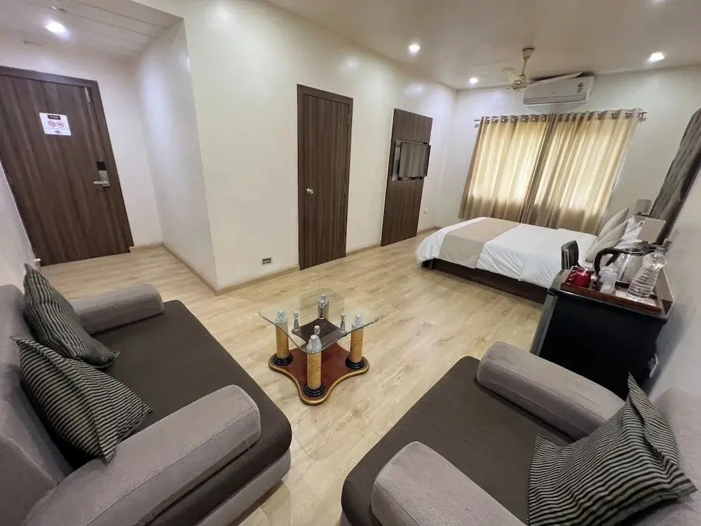 Premium Double room full double bed