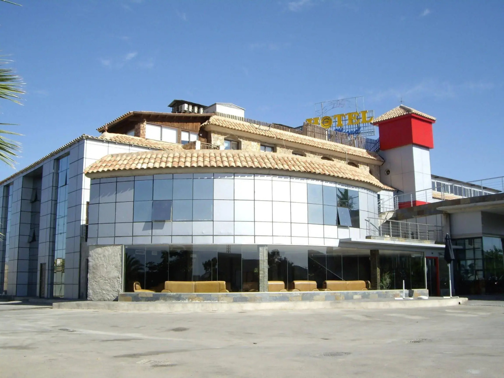 Águilas Hotel Resort