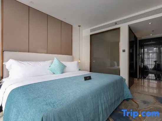 Standard Double room with view (full double bed)