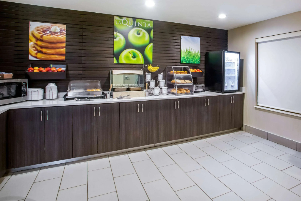 La Quinta Inn & Suites by Wyndham Pontoon Beach - Général