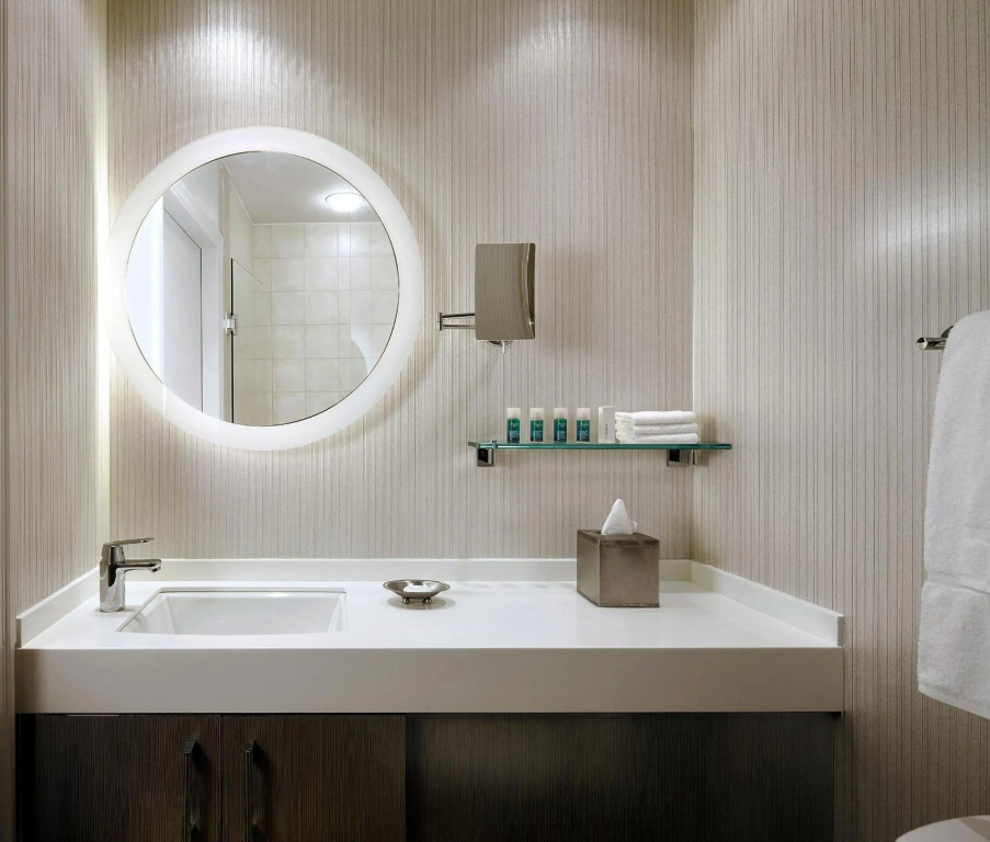 One King West Hotel & Residence - Général