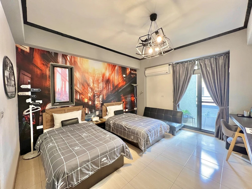 Standard Double room with balcony (twin beds)