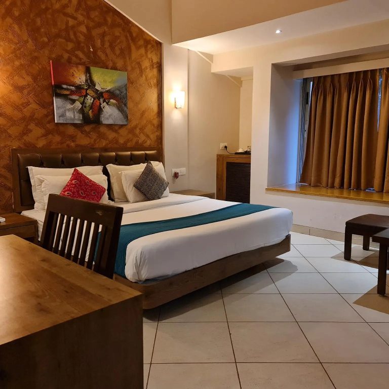 Premier room
