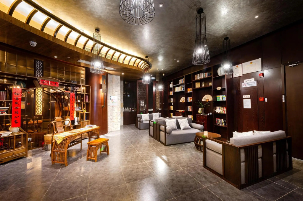 Hotel photo 12