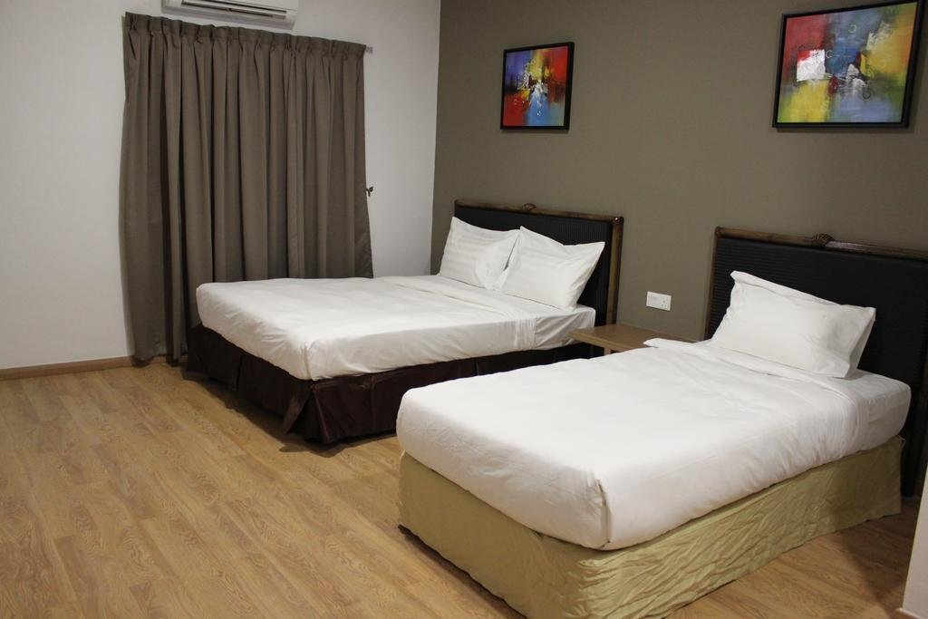 gallery_image_hidden_6