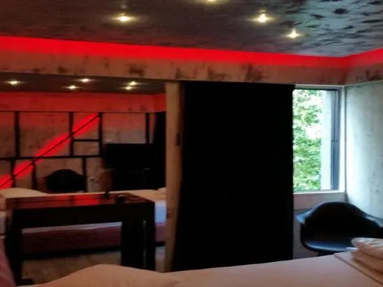 The Crystal Blue Hotel 2 * The Crystal Blue Hotel 2 *