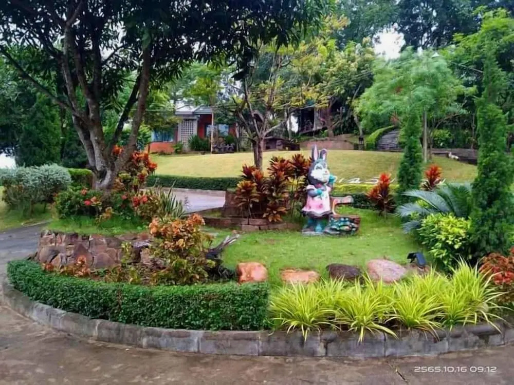 Baan Phuchalianglom