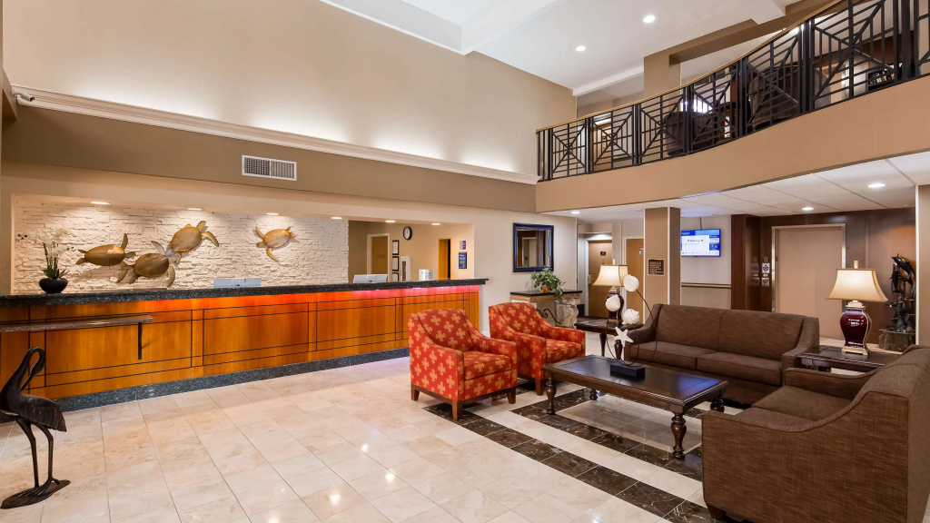 Lobby & Reception