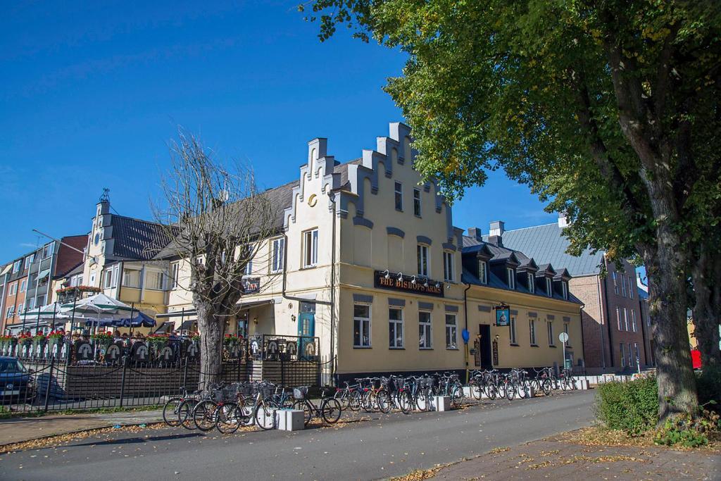 Hotel Bishops Arms by null