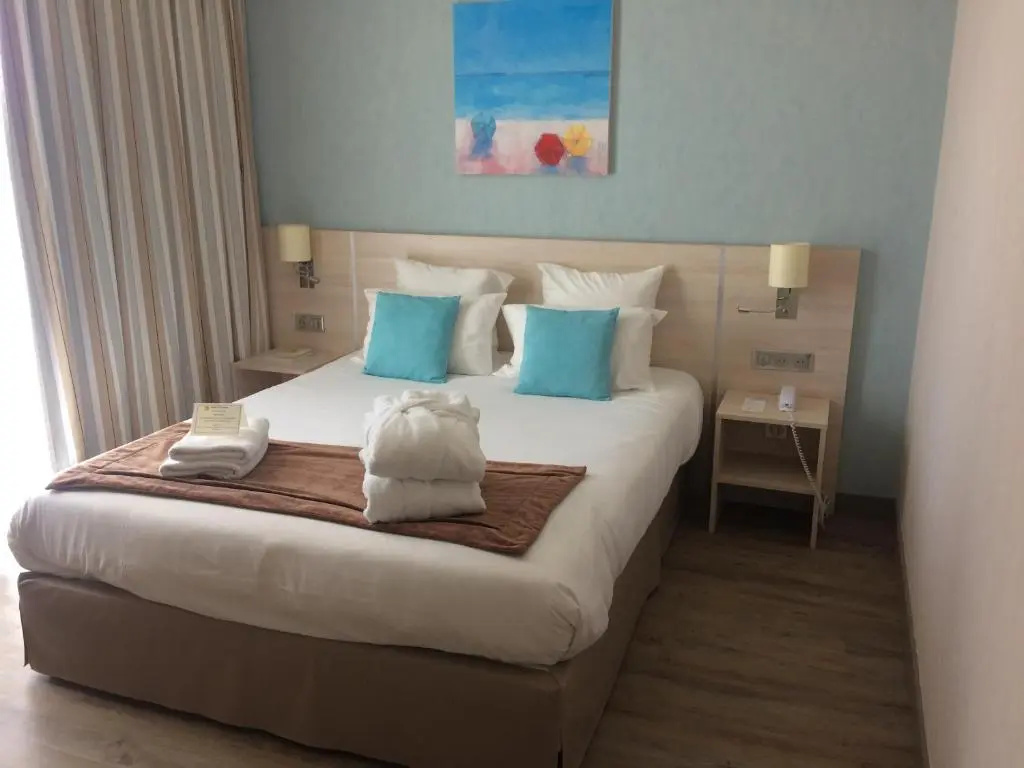 Comfort Double room with sea view (full double bed)