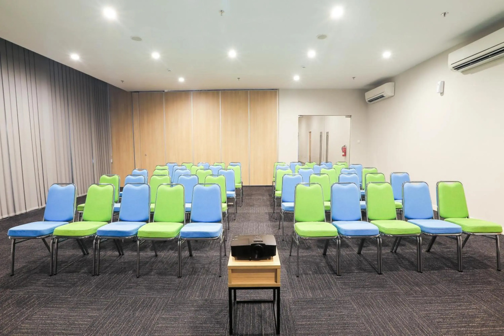Hotel Citradream Bintaro - фото 18