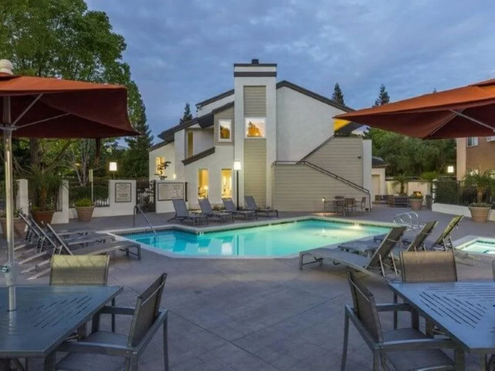 Global Luxury Suites at Stoneridge Mall - Général