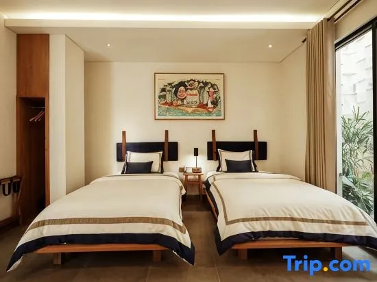 Double Suite (twin beds)