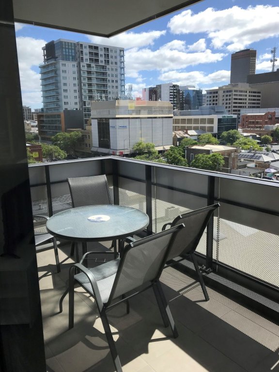 RNR Serviced Apartments Adelaide image