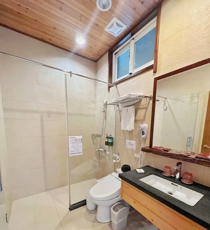Deluxe Double room with mountain view (full double bed)