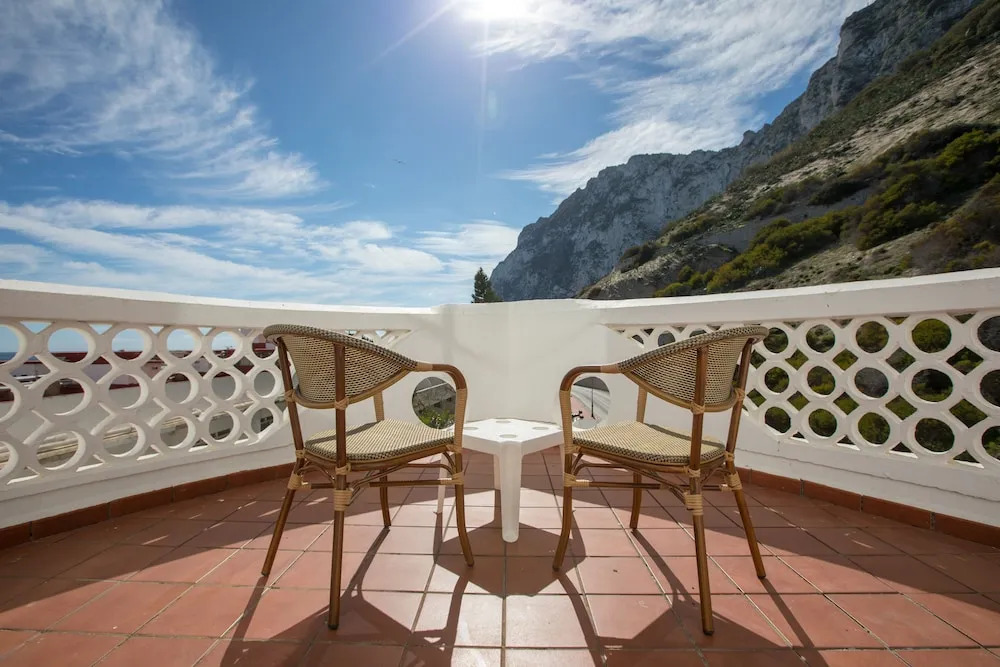 The Caleta Hotel Self-Catering Apartments - фото 19