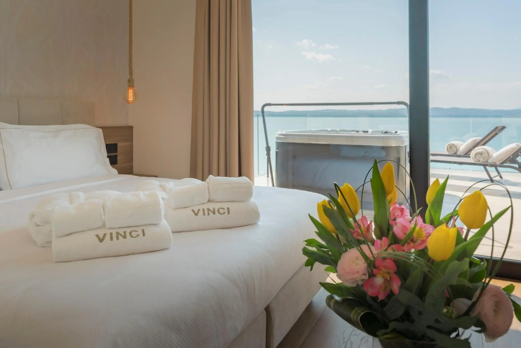 Hotel Vinci Sirmione - фото 3