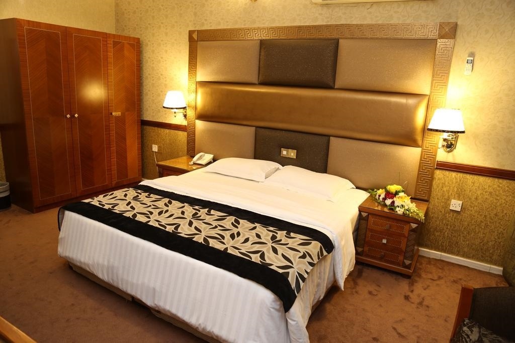 Abjad Crown Hotel 7