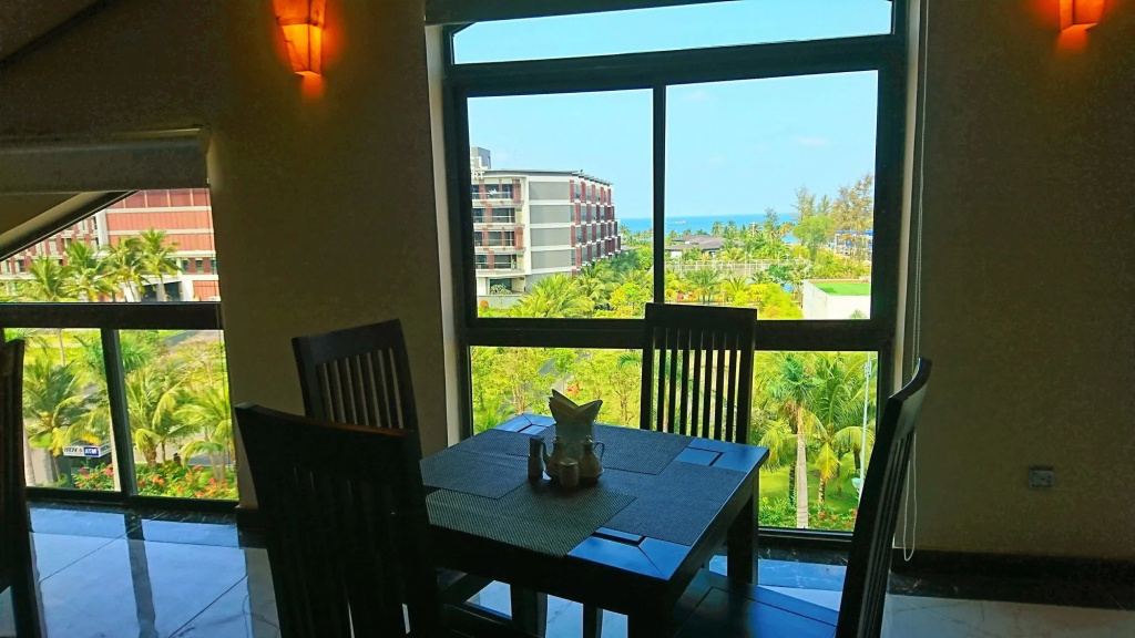 Balcony & Terrace