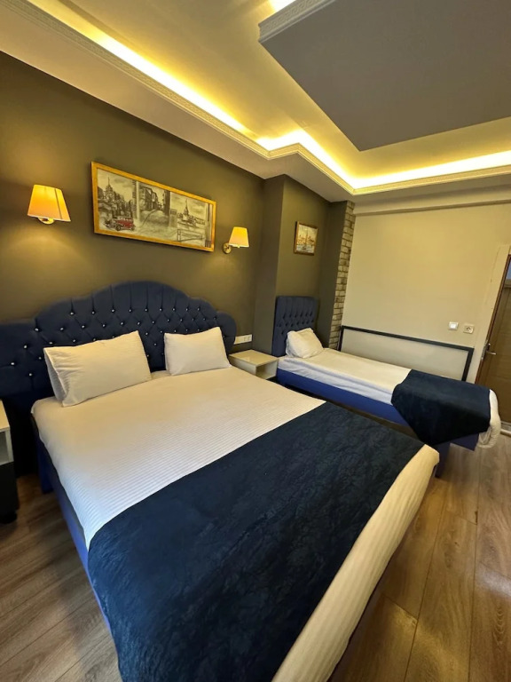 Трёхместный номер Superior в Grand Seigneur Hotel