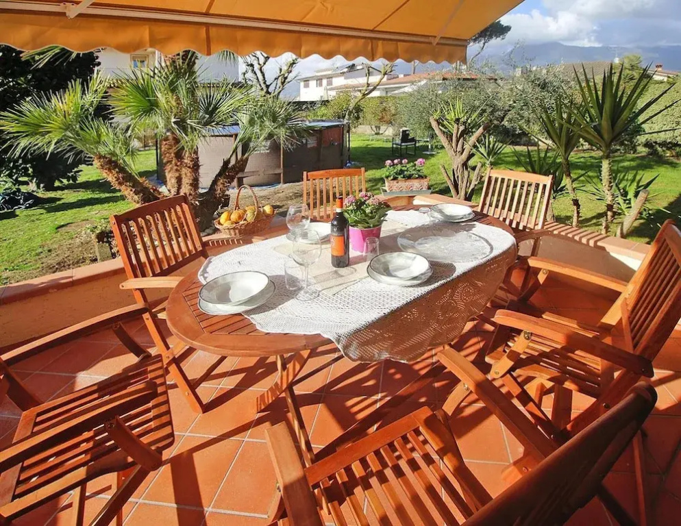 Holiday Home in Versilia Near Sandy Beaches