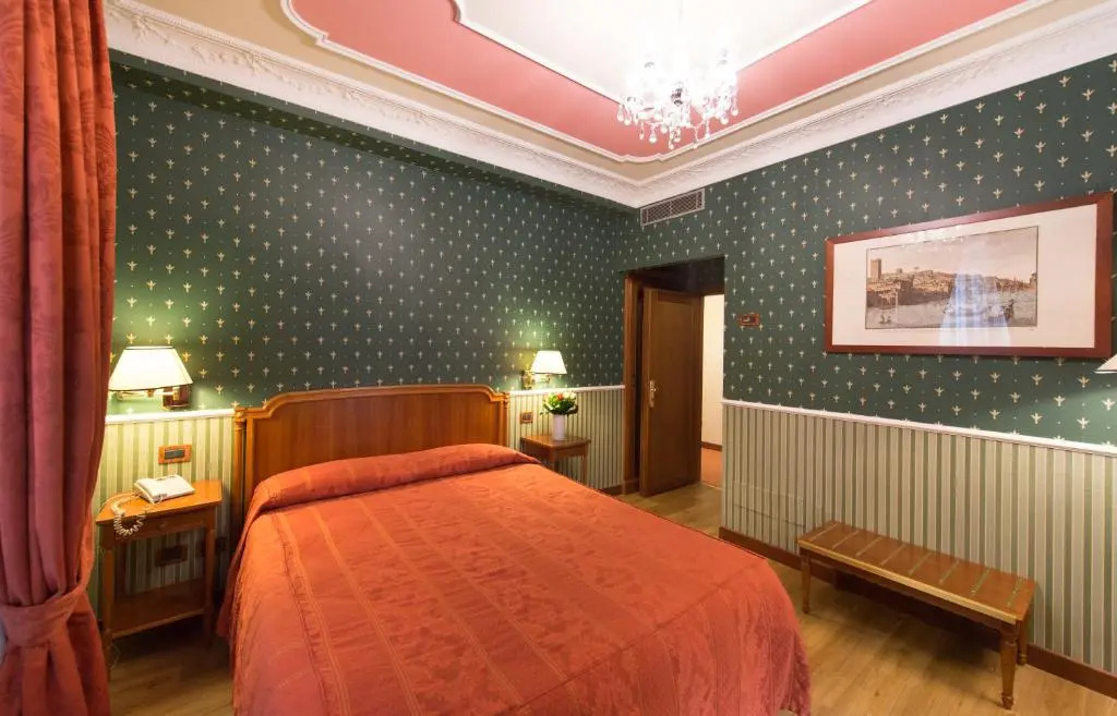 Strozzi Palace Hotel - Chambres