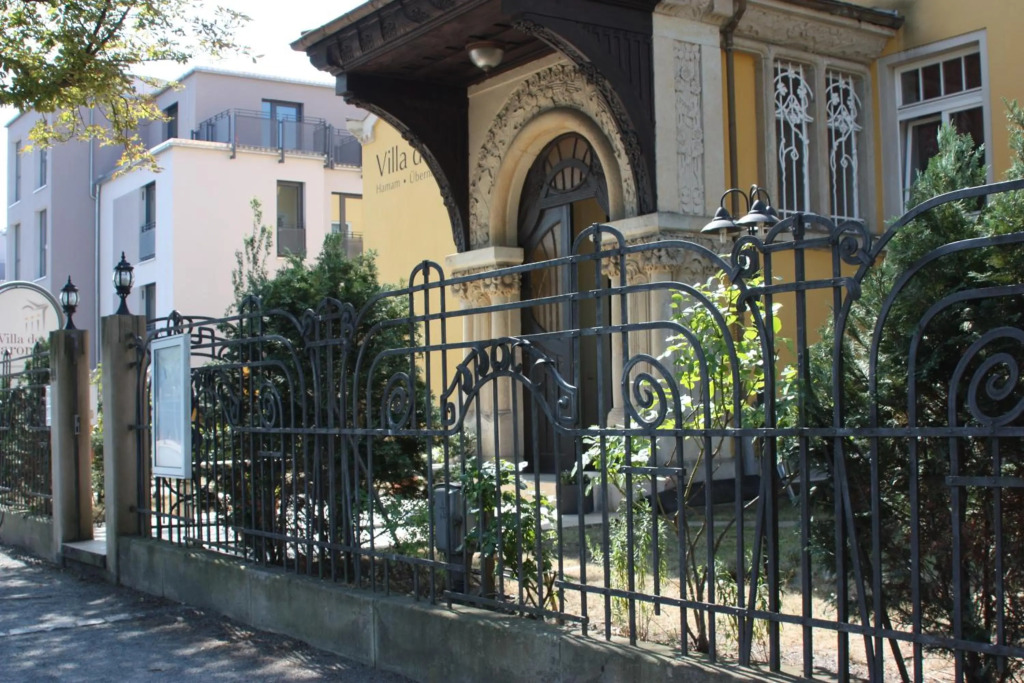 Image 10