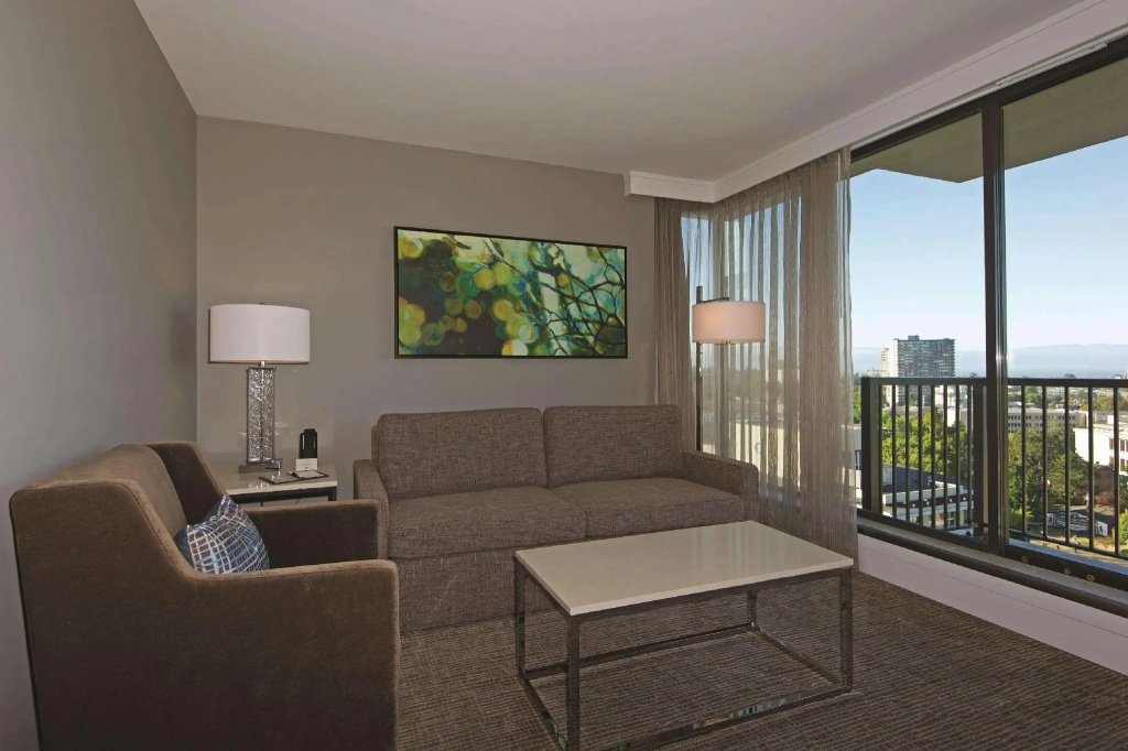 2 Bedrooms Quadruple Suite