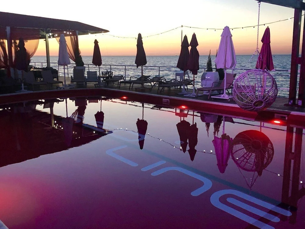 Beach Club Odessa Hotel
