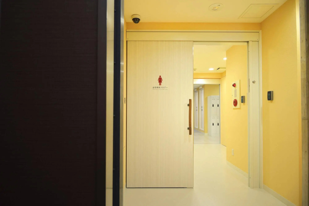 Capsule Hotel B&S Eco-Cube Shinsaibashi 사진 15