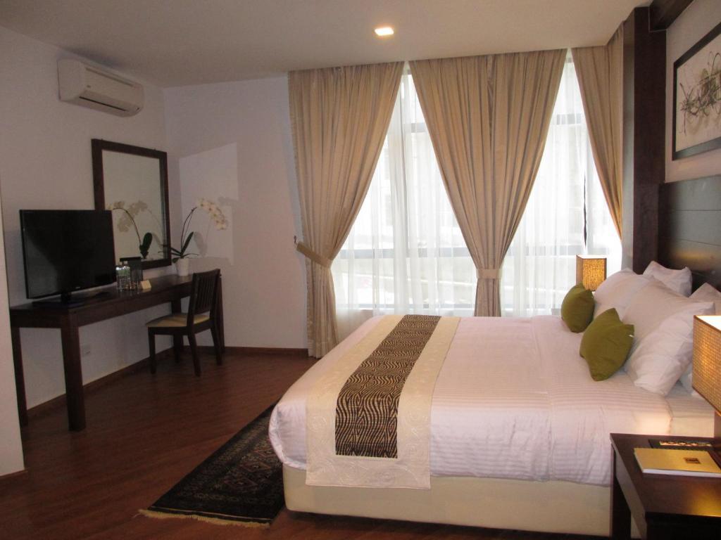 Samsuria Beach Resort & Residence