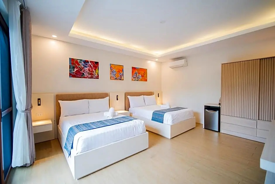 Deluxe Suite