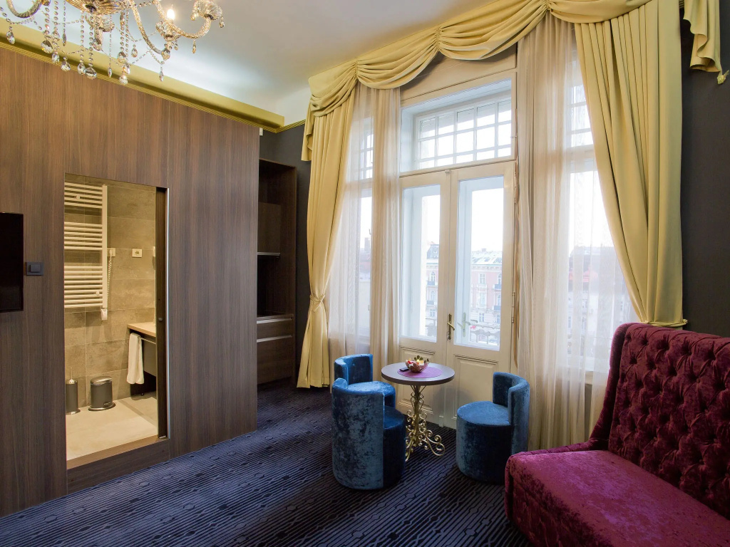 Hotel photo 2