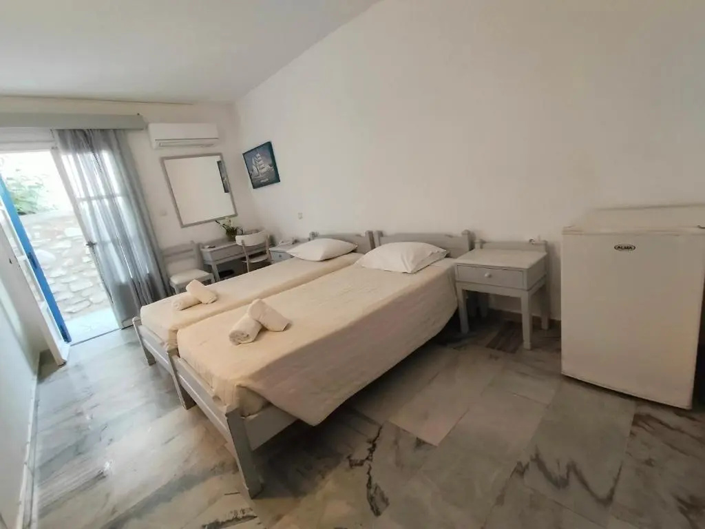 Economy Double room (full double bed)
