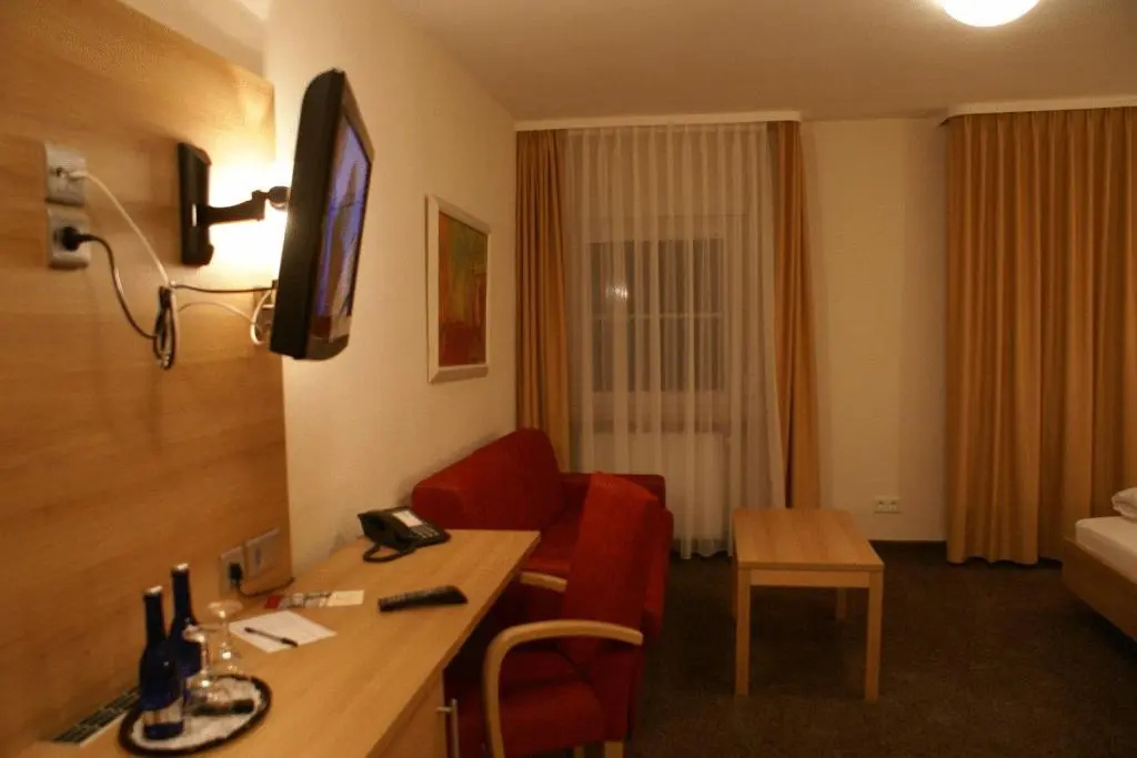 Comfort room