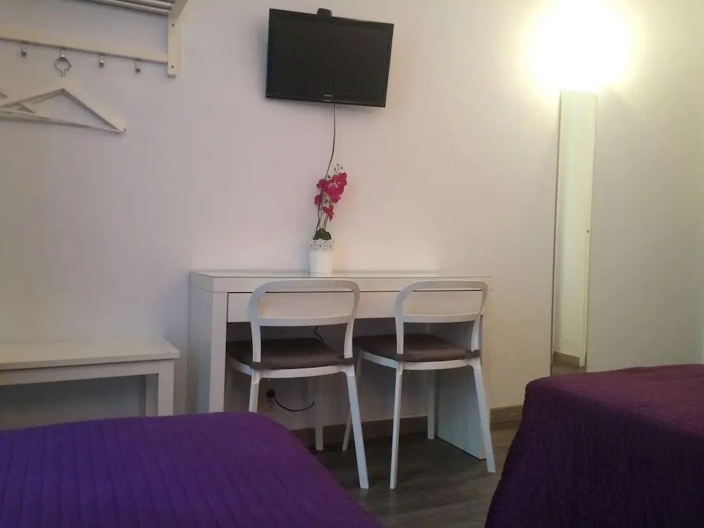 Standard Double room (twin beds)