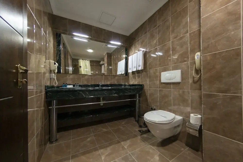 Standard Triple Family room