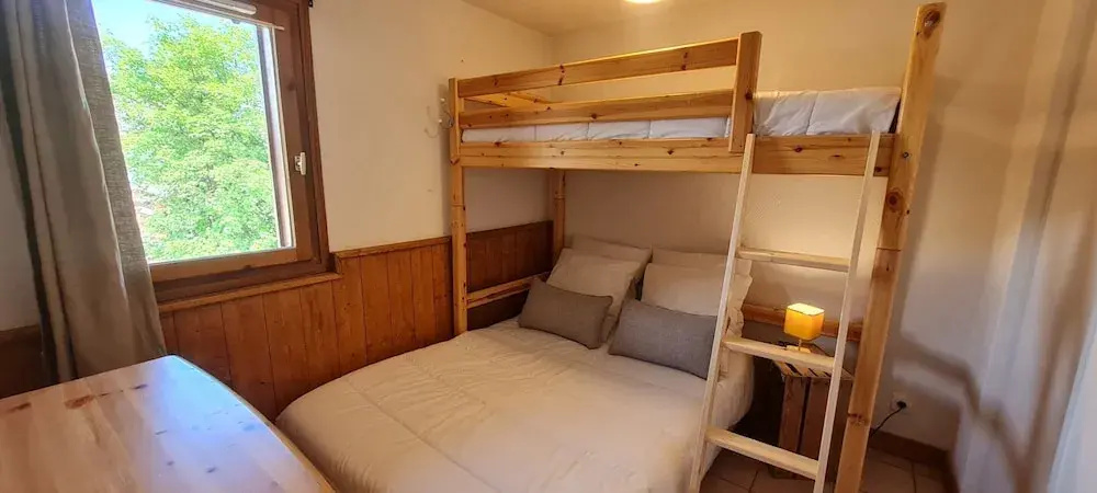 Voir la photo 1 — Charming 2-bedroom Apartment