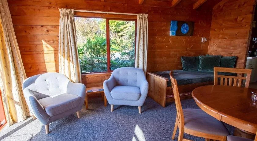 Abel Tasman Ocean View Chalet - фото 6