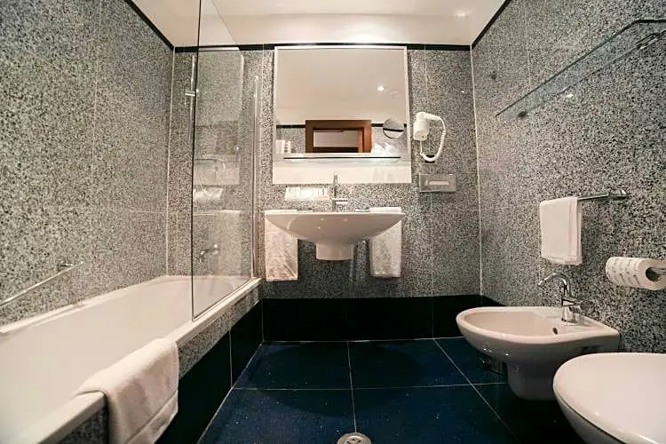 Best Western Plus Hotel Universo - Chambres