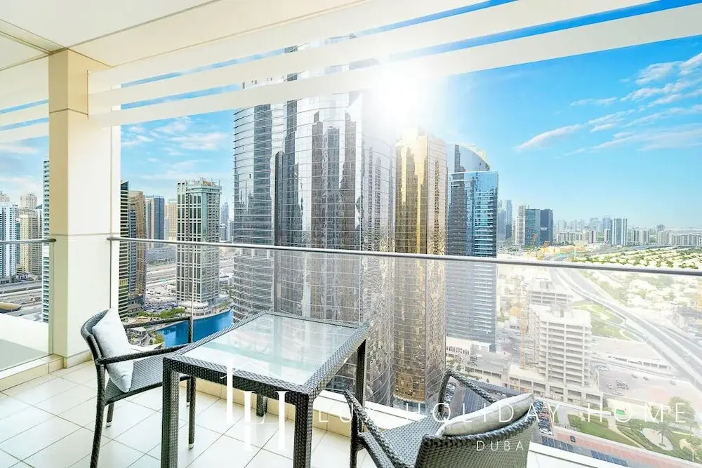 LUX The Bonnington JLT Suite 2