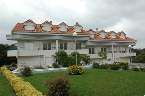 Apartamentos La Arena